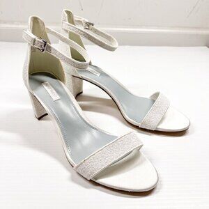 Nine West Womens Size 11M White Pruce Block Heel Ankle Strap Open Toe Sandal